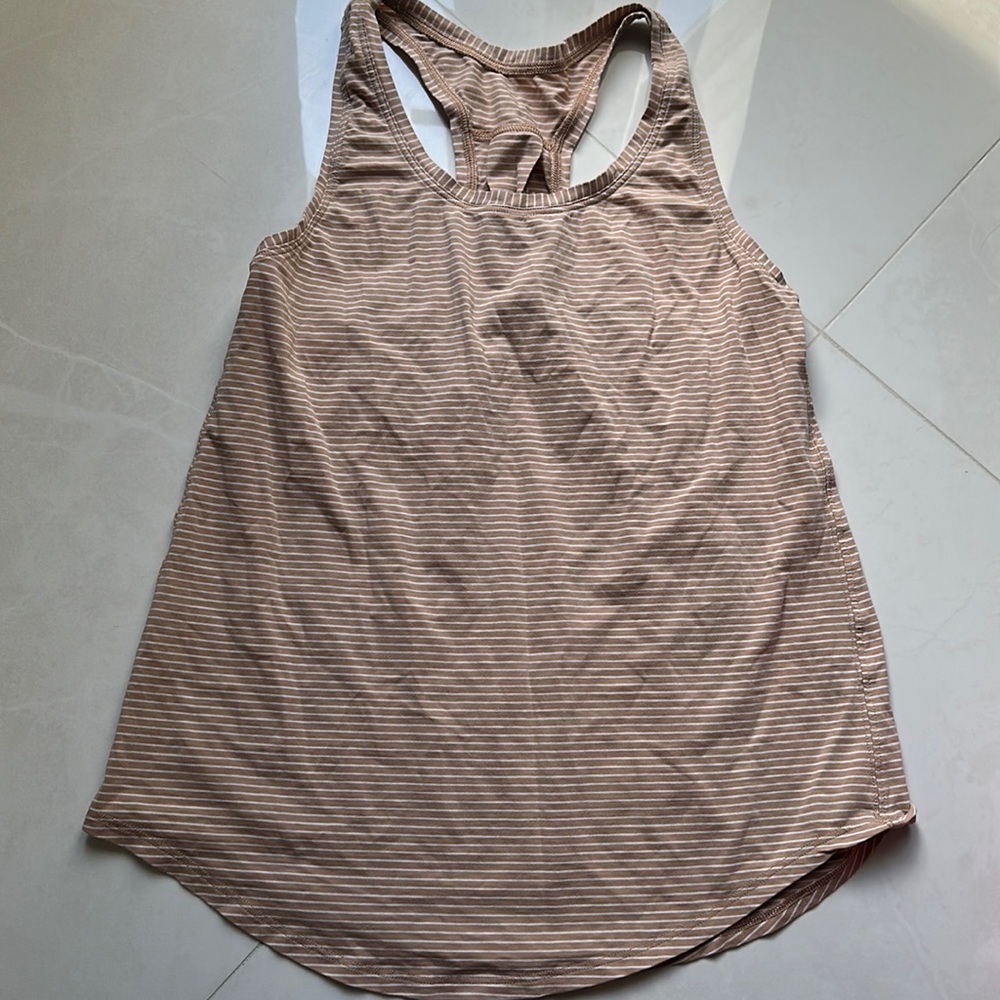 Lululemon women’s Racer back  tank